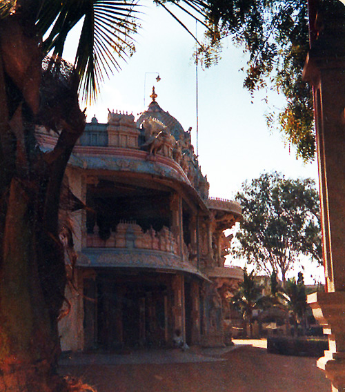 The Prashanthi Nilayam temple (mandir) veranda seen from man's entrance